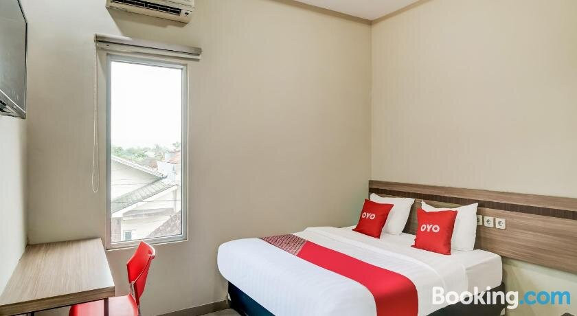 OYO 90986 Hotel Srikandi Adisucipto