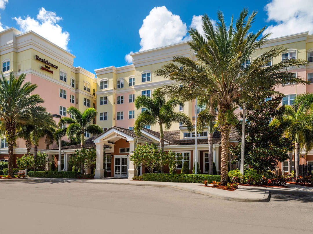 圣露西港原住客栈主图