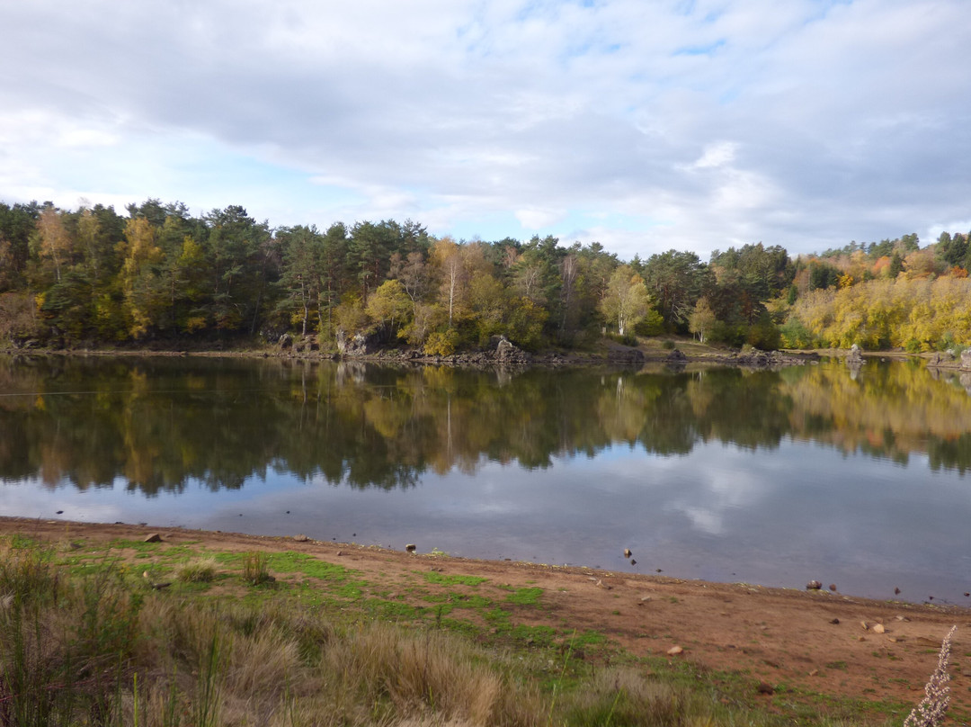 Lac de la Cassiere景点图片