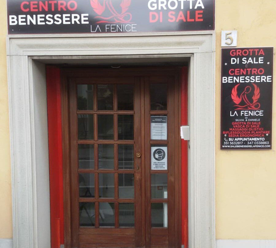 Grotta Di Sale e Centro Benessere La Fenice