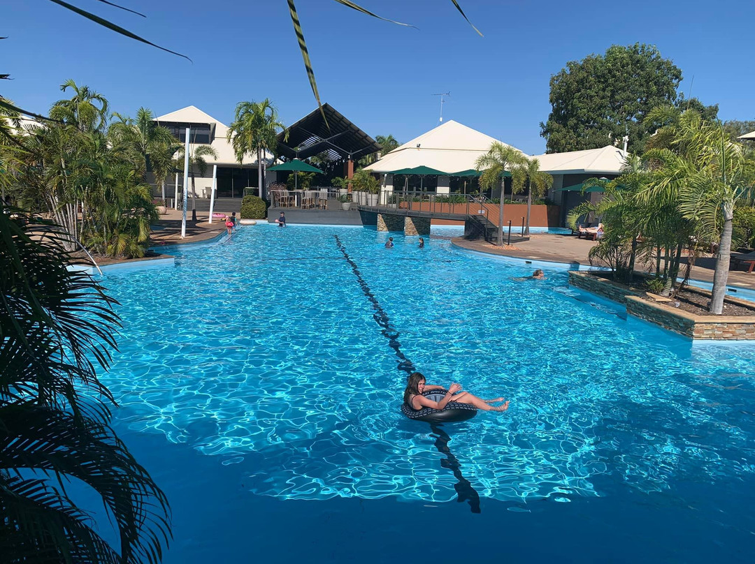 凯布尔海滩盛橡度假酒店主图