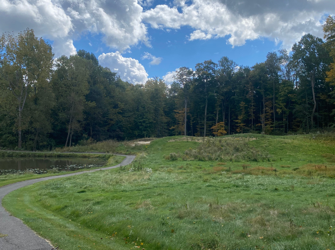 Veteran Legacy Woods Park-Newbury必去景点