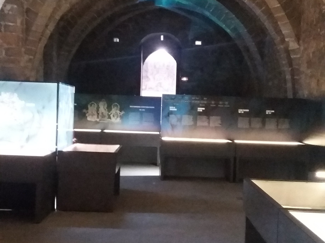 Archivo Real y General de Navarra-潘普洛纳必去景点