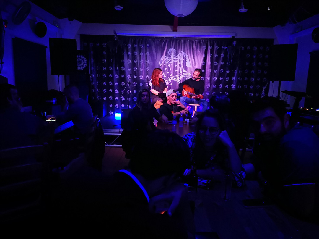 Corvo餐馆和美食-BBC - Caffe & Lounge