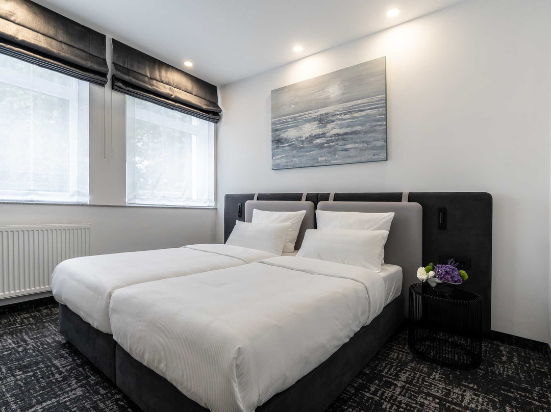 Libarty Hotels主图