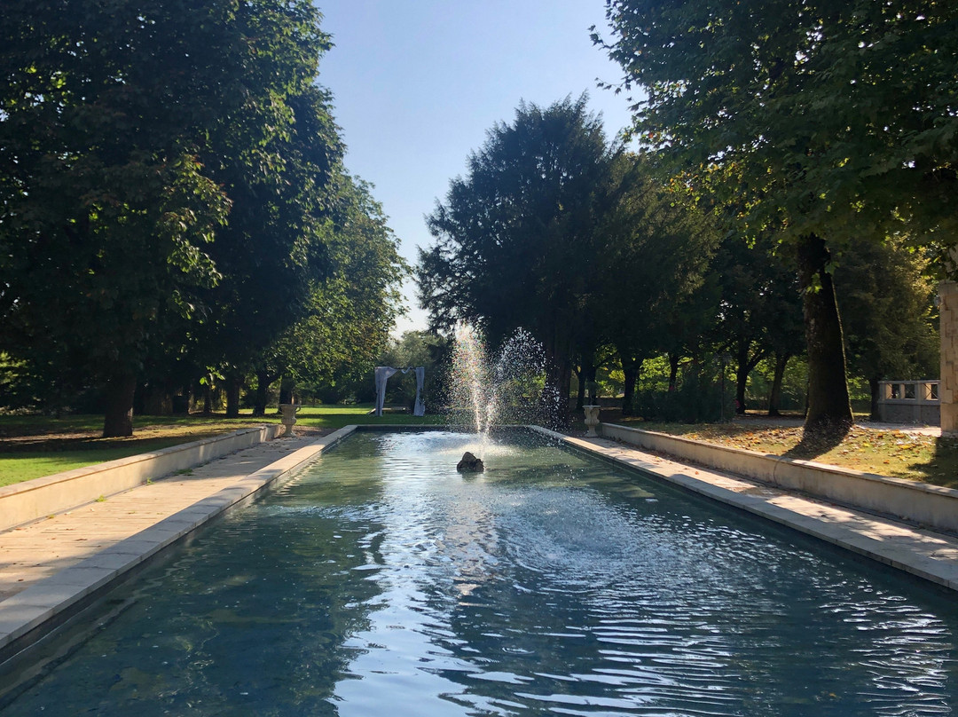 法尔曼地区酒店主图