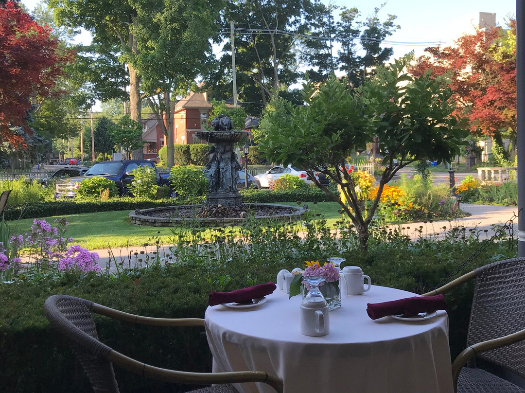 Idlewyld Inn & Spa主图