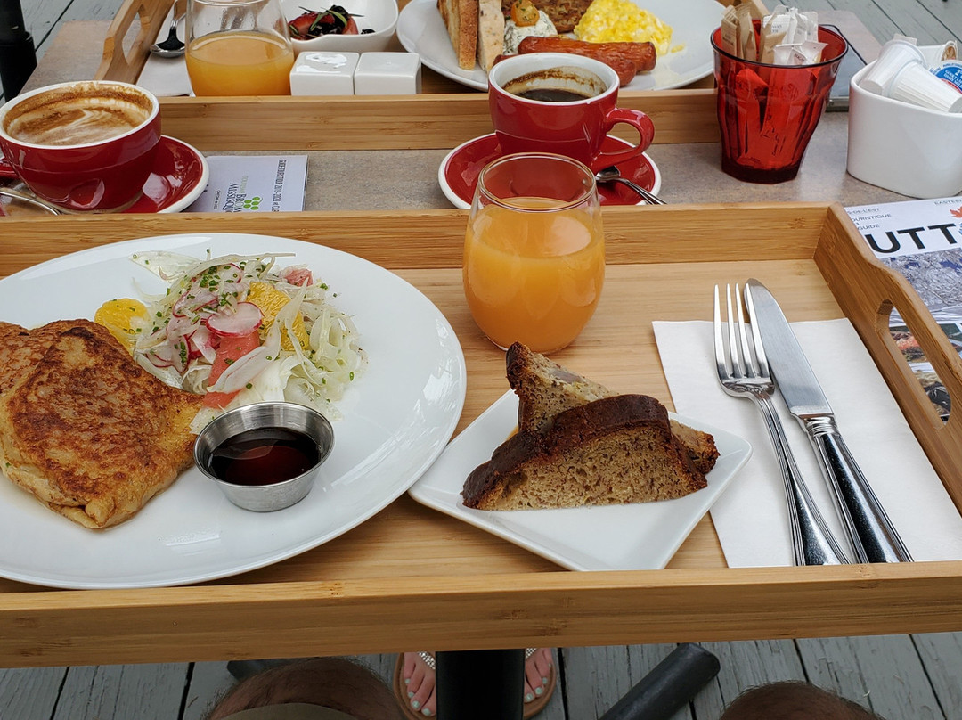 Le Pleasant Hôtel & Café主图