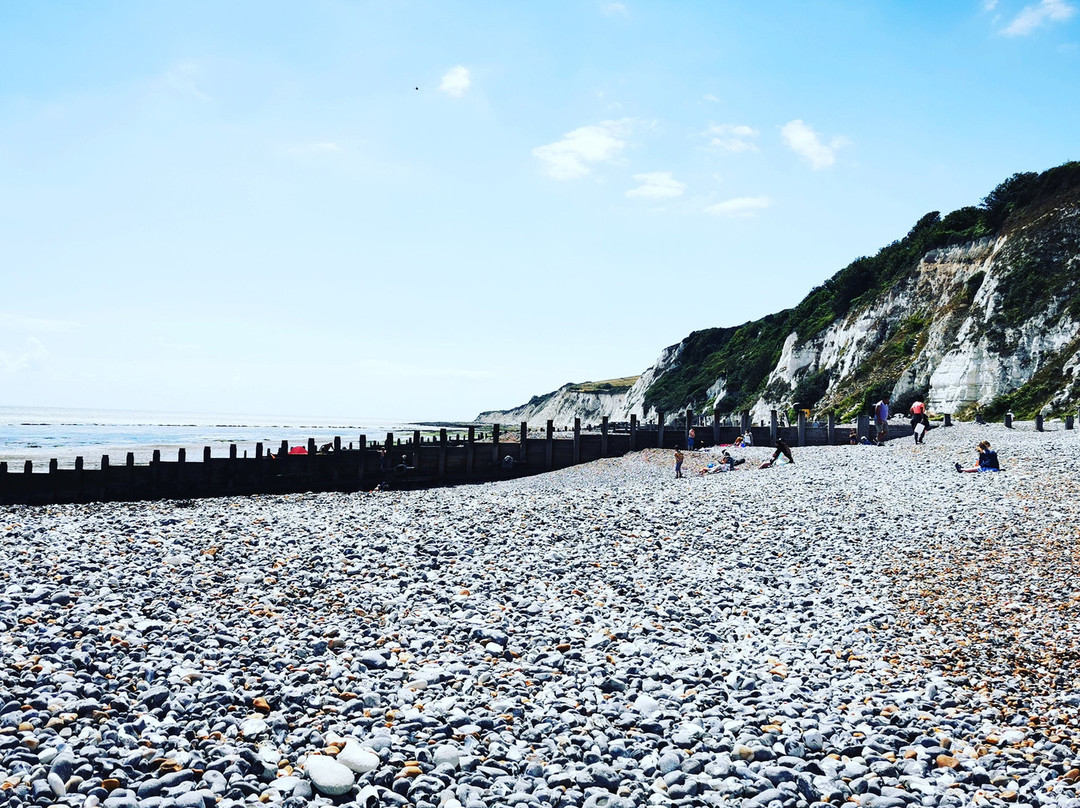 Holywell Retreat Beach景点图片