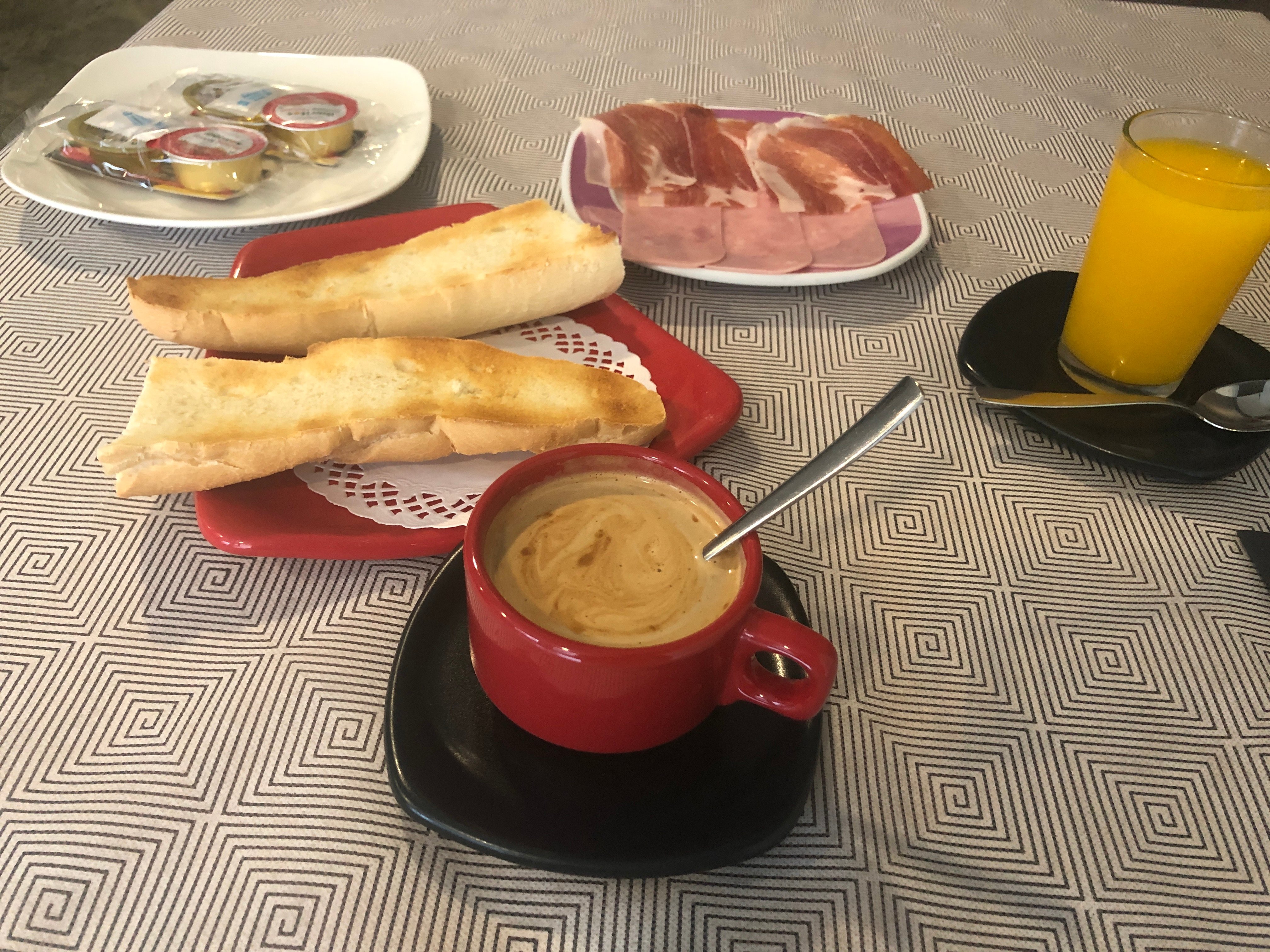 Hostal Alcalá del Júcar-餐饮