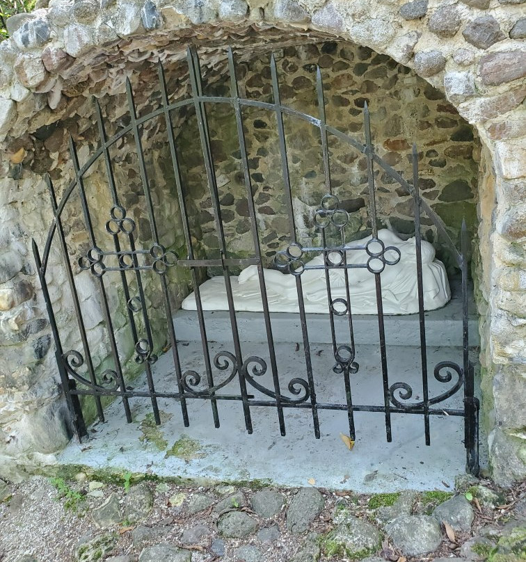 Grotto at St. Malo景点图片