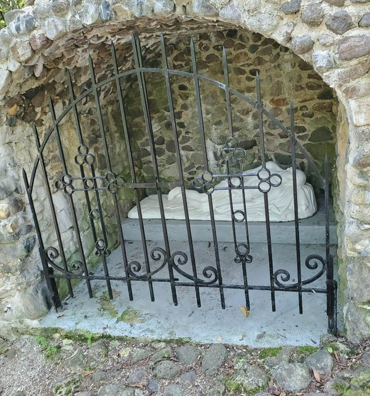 Grotto at St. Malo景点图片