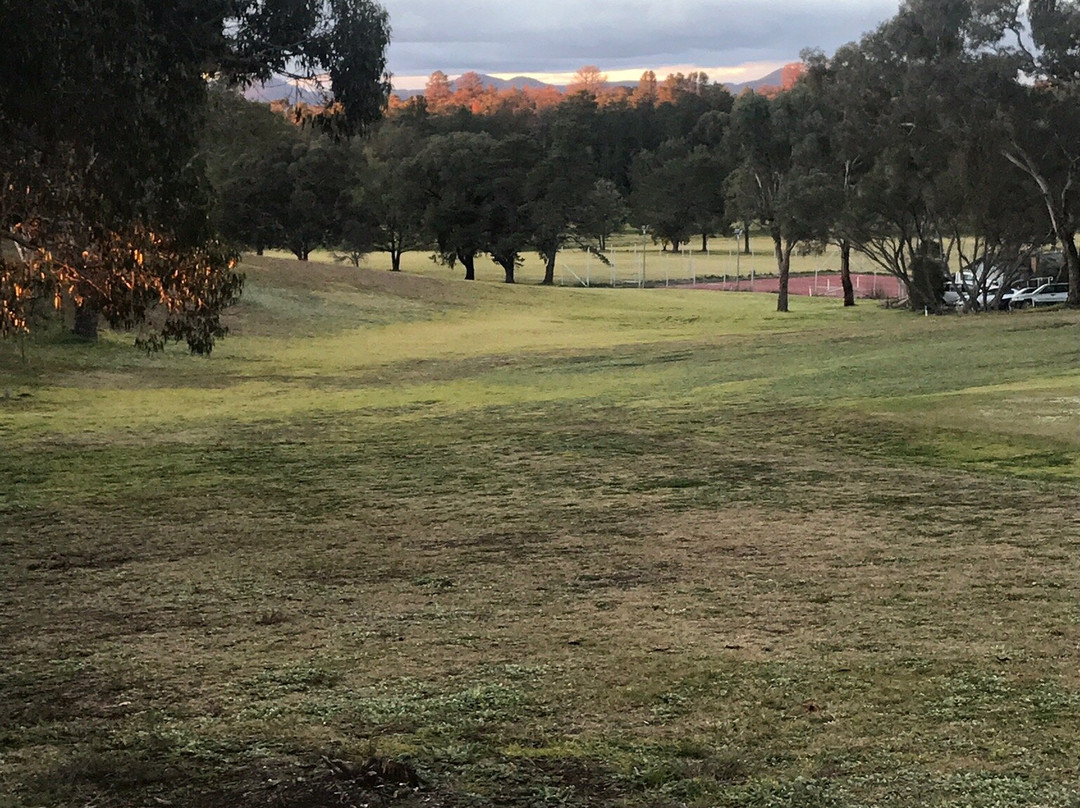 Kandos Fairways Motel主图