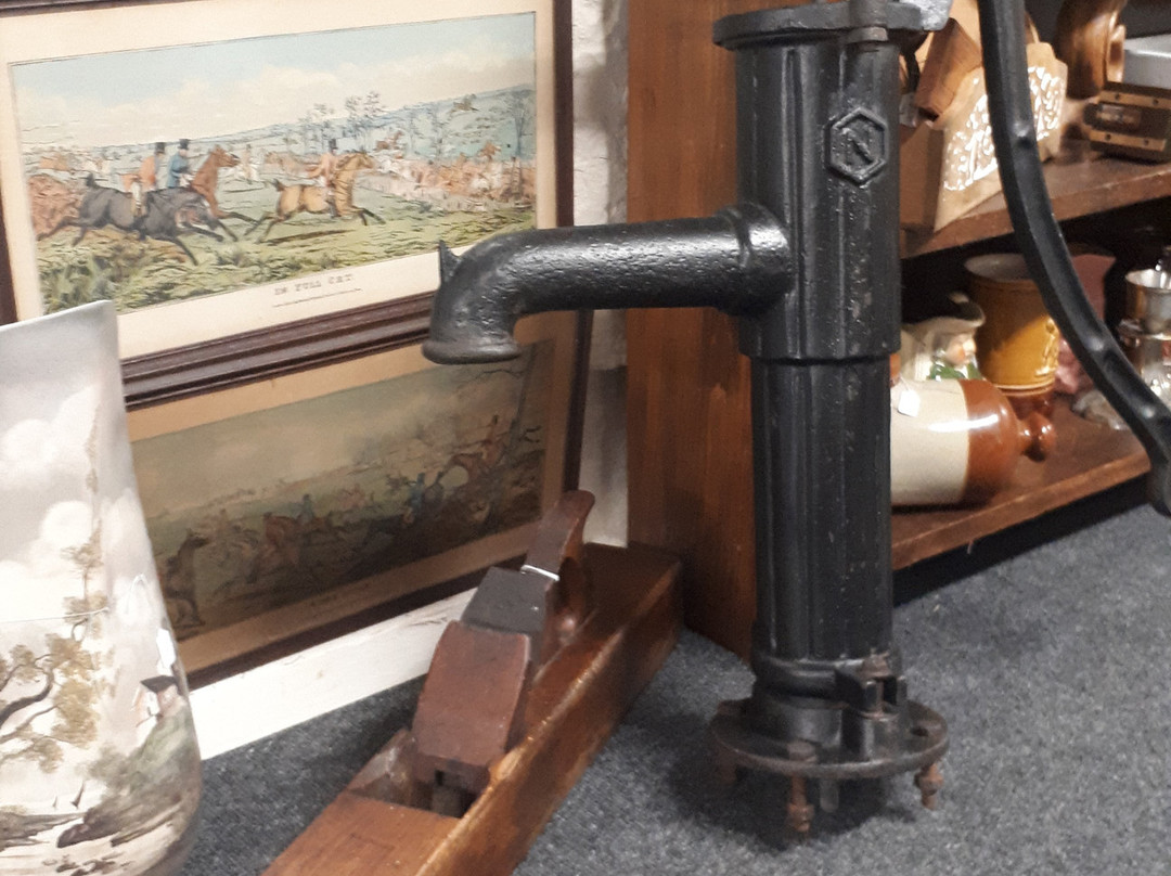 Wildwinds Antiques Emporium景点图片