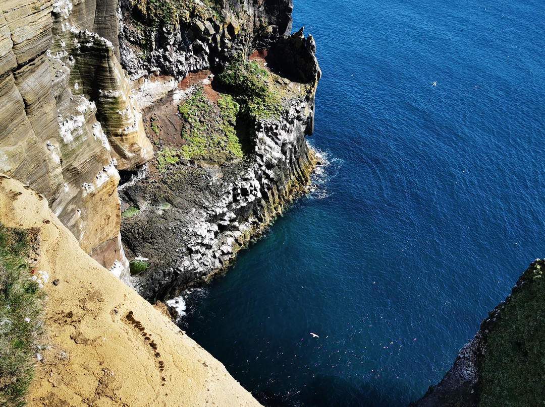 Snaefellsnes Excursions-格伦达菲厄泽必去景点