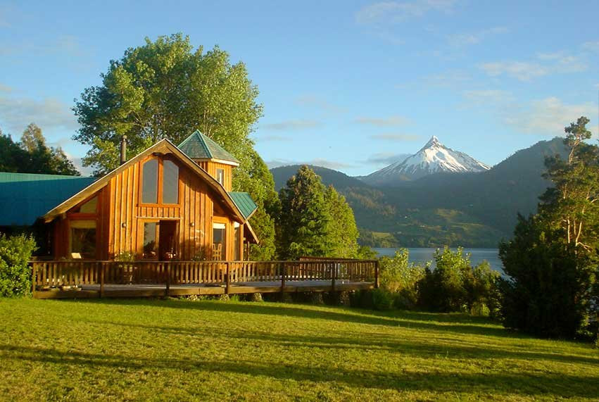 Aluantu Lodge and Holistic Retreat Center