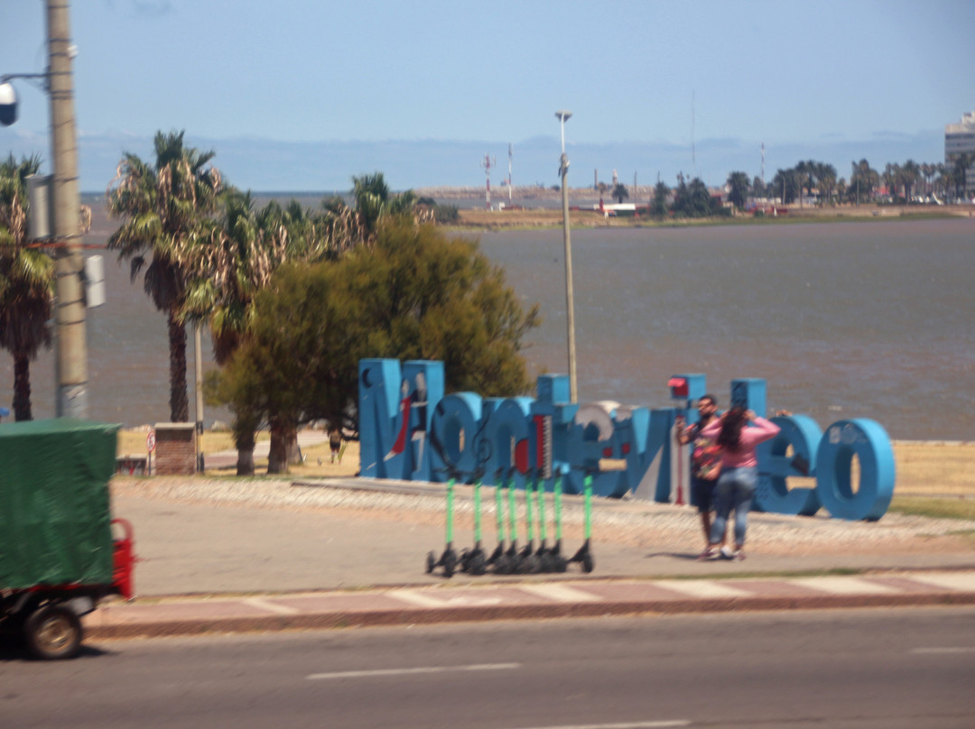 Montevideo Sign-蒙得维的亚必去景点