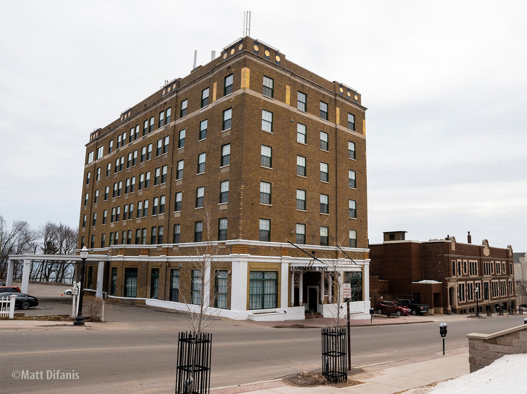 Landmark Inn Marquette主图