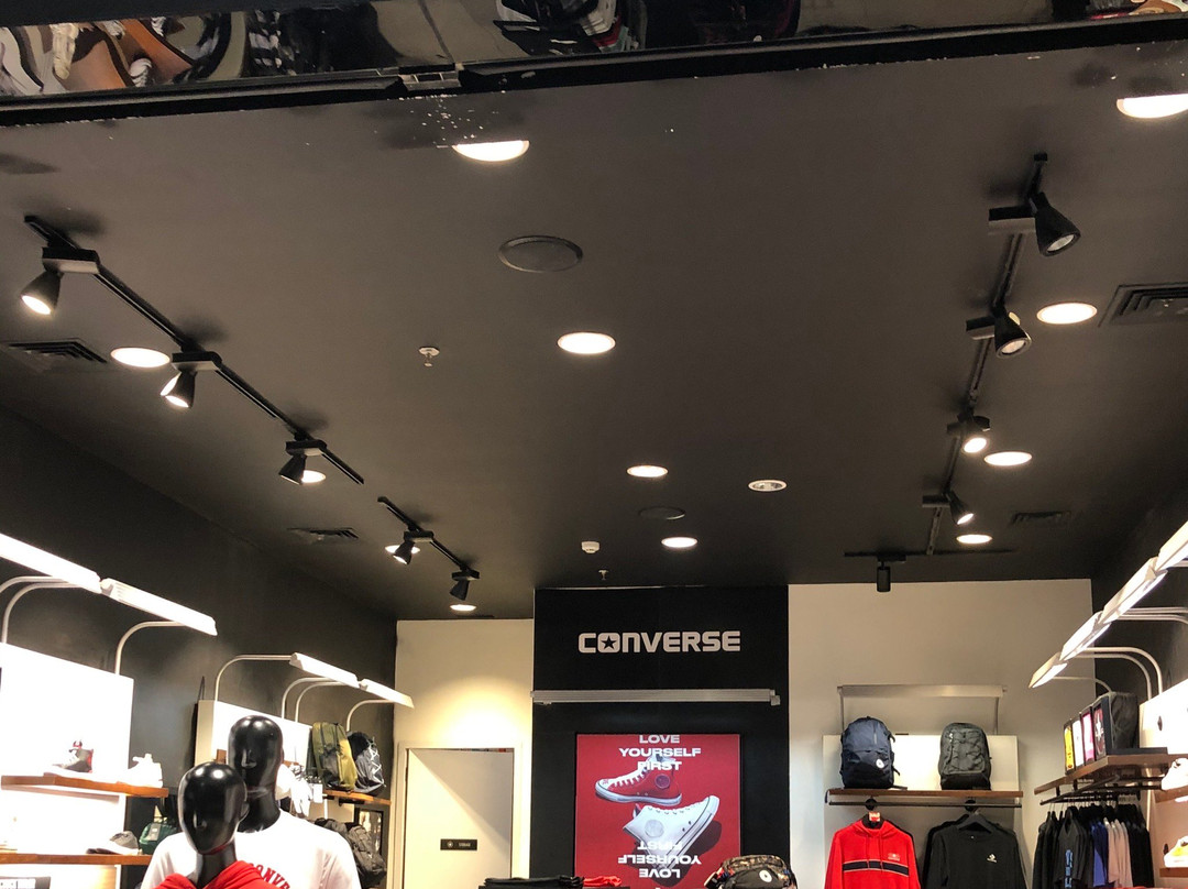 Pakuwon Mall Jogja-Depok必去景点