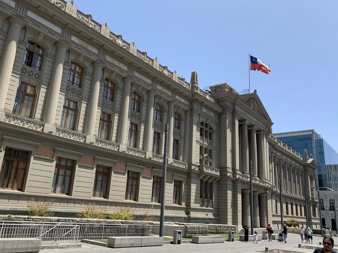 Palacio de Tribunales de Justicia-圣地亚哥必去景点