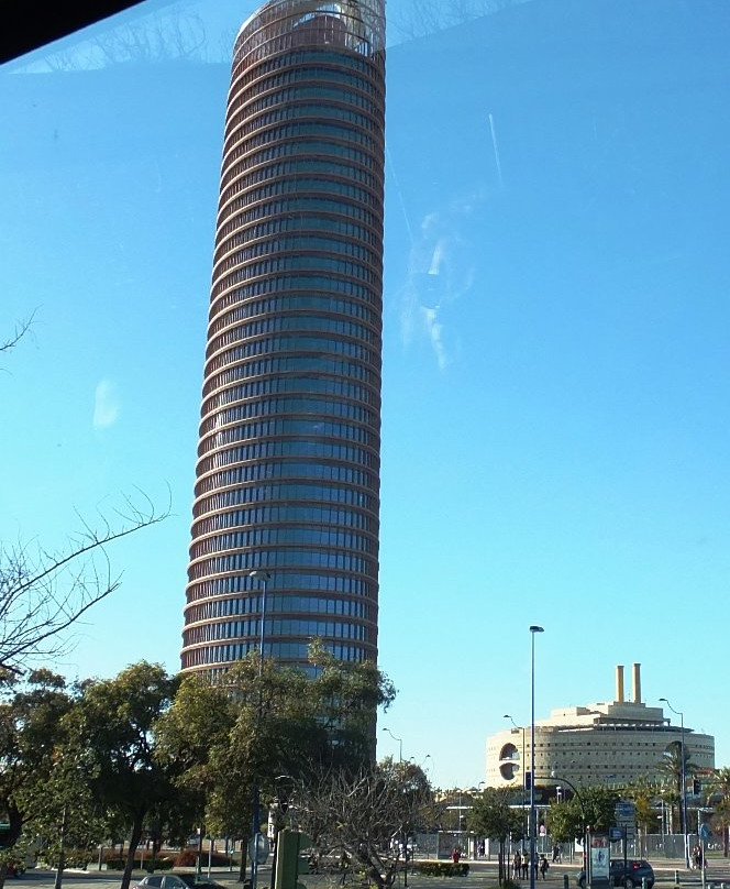 Torre Sevilla-塞维利亚必去景点