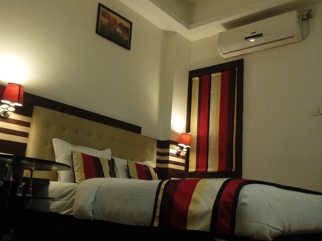 Hotel Leisure Inn主图