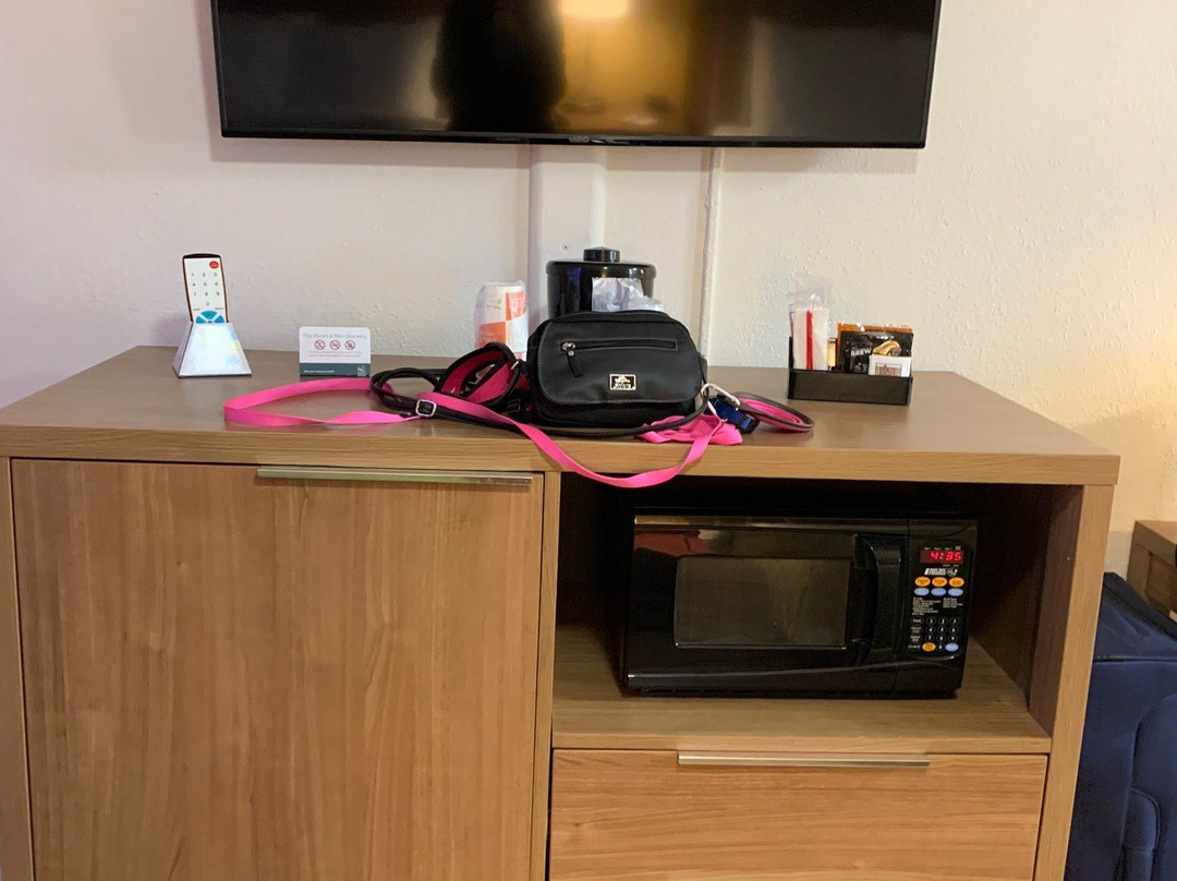 Quality Inn & Suites Airport Cruise Port Hollywood主图