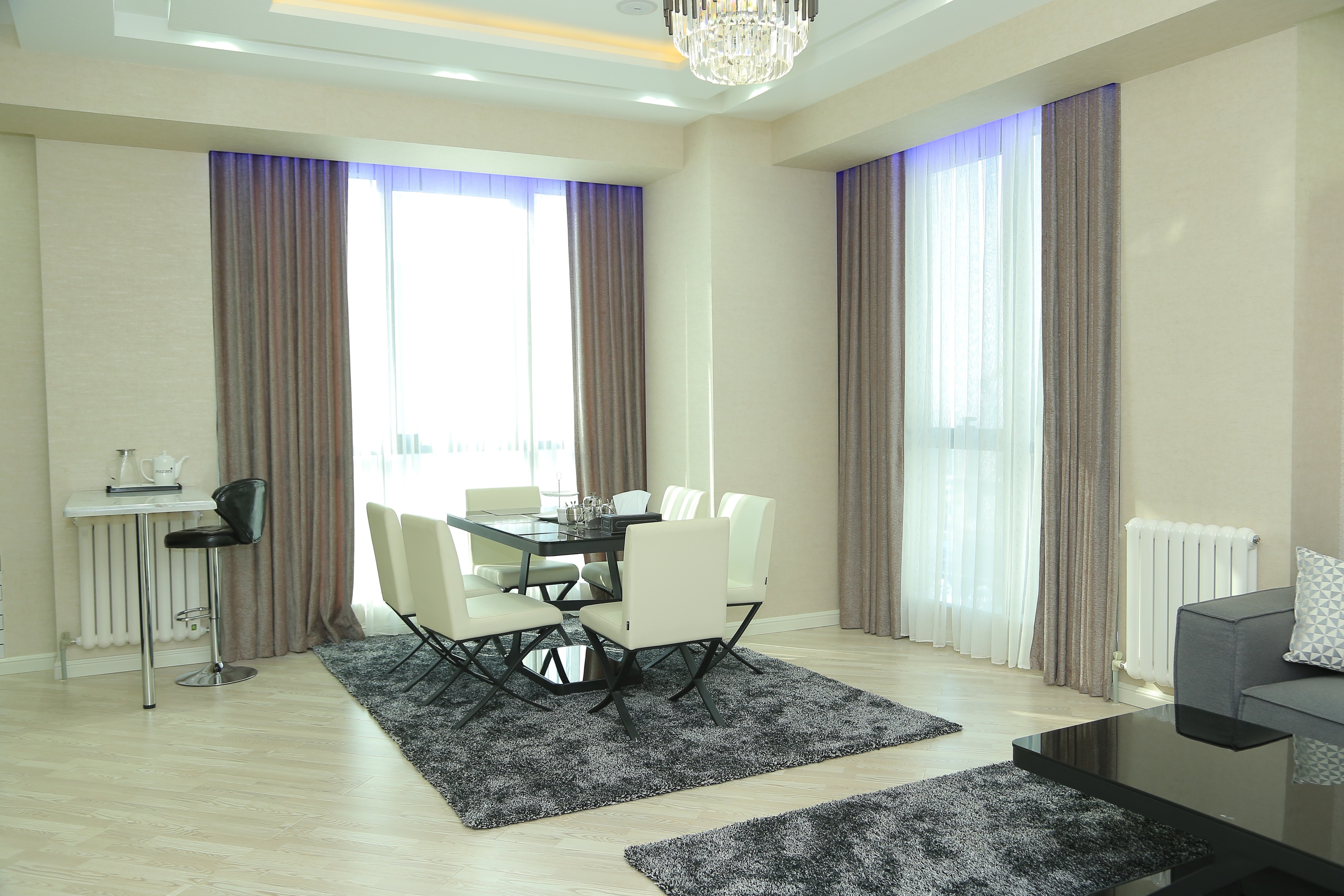 Apart Hotel Suzani-官方