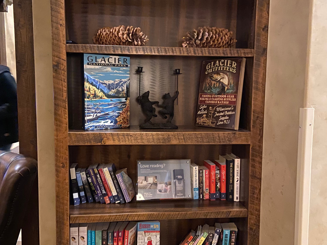 Glacier International Lodge主图