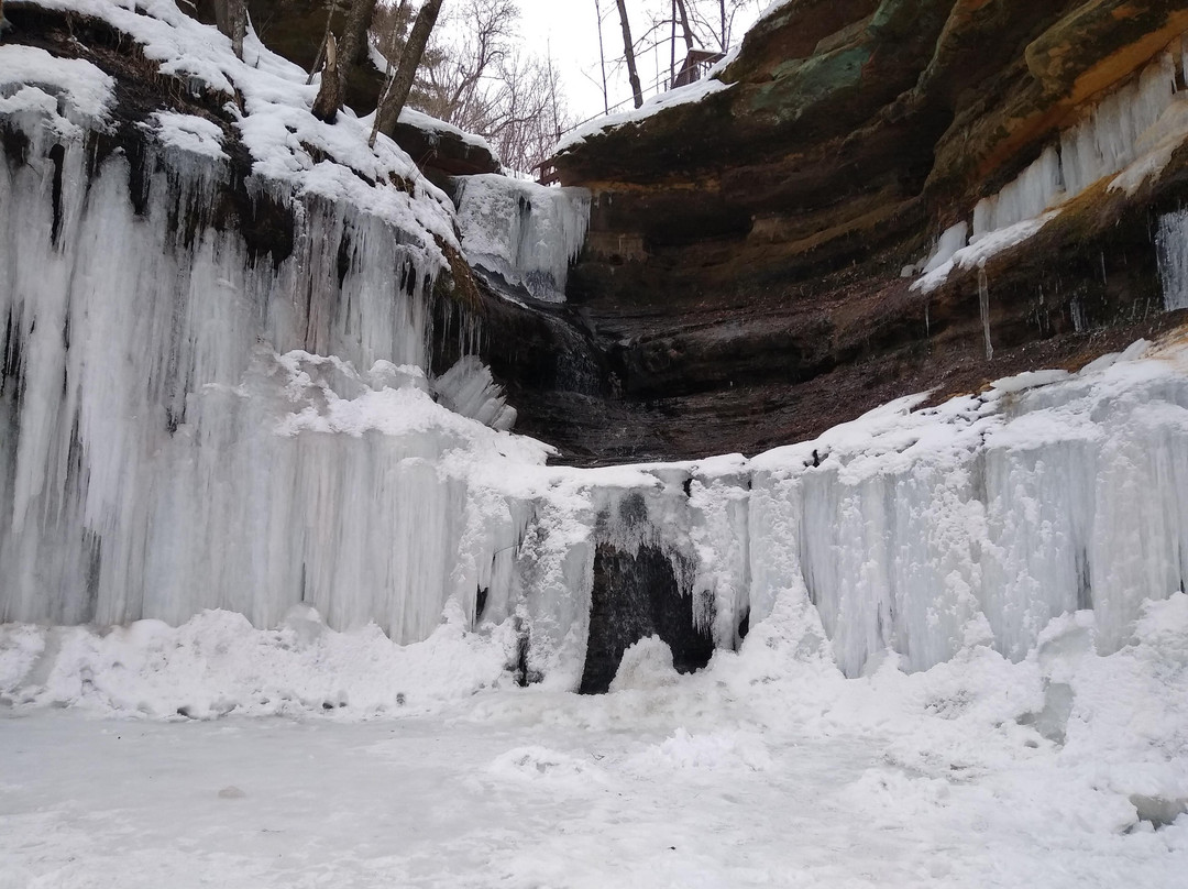 Devil's Punchbowl Preserve景点图片