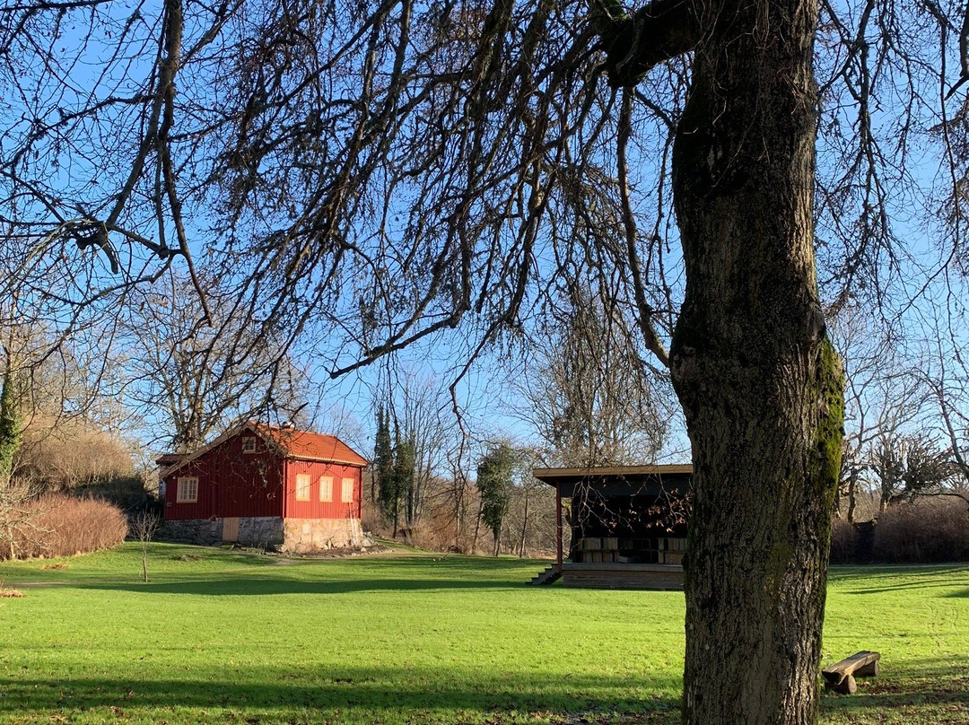 Sundsby Säteri-Hjalteby必去景点