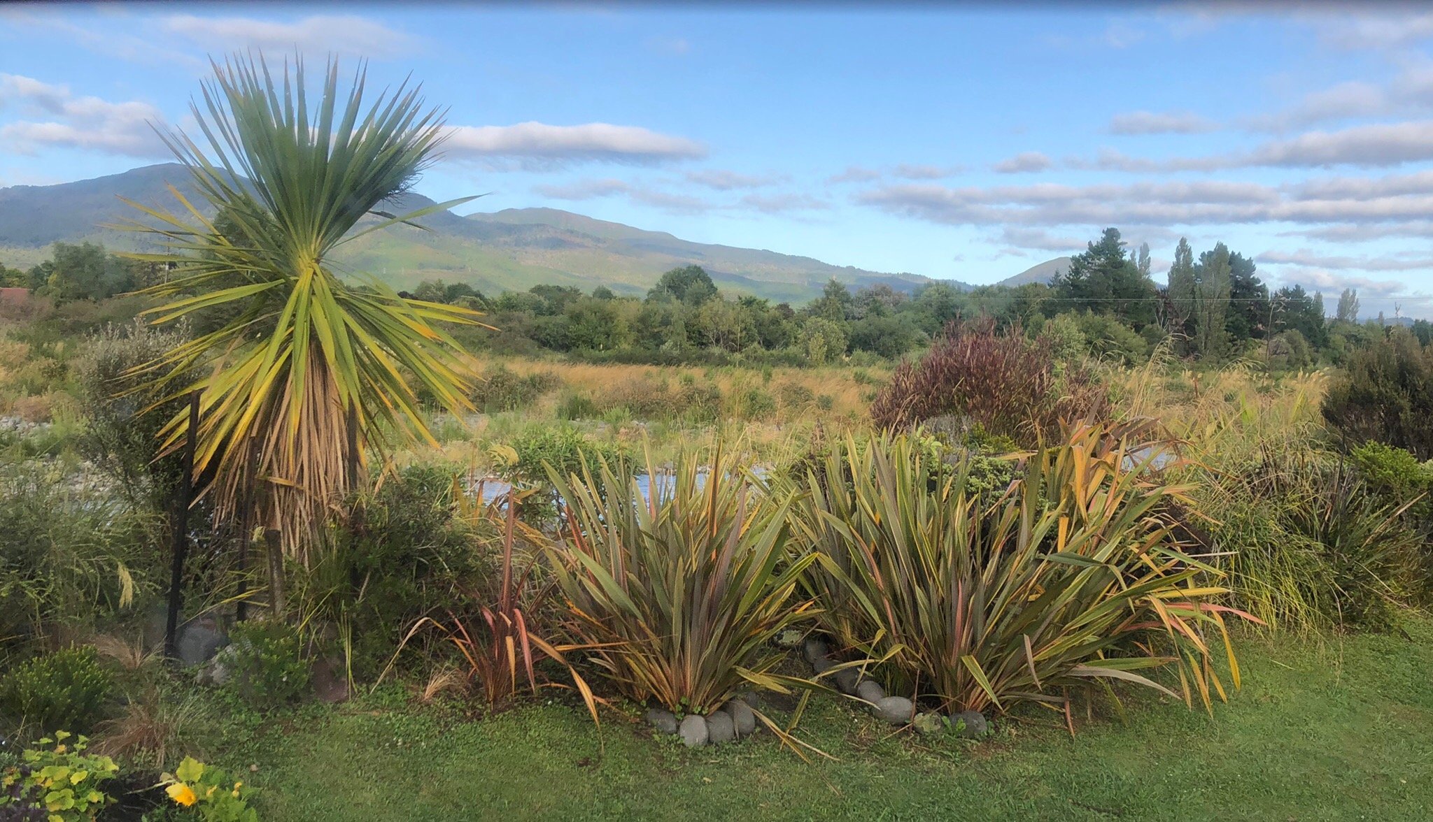 At The Tongariro Riverside B&B-官方