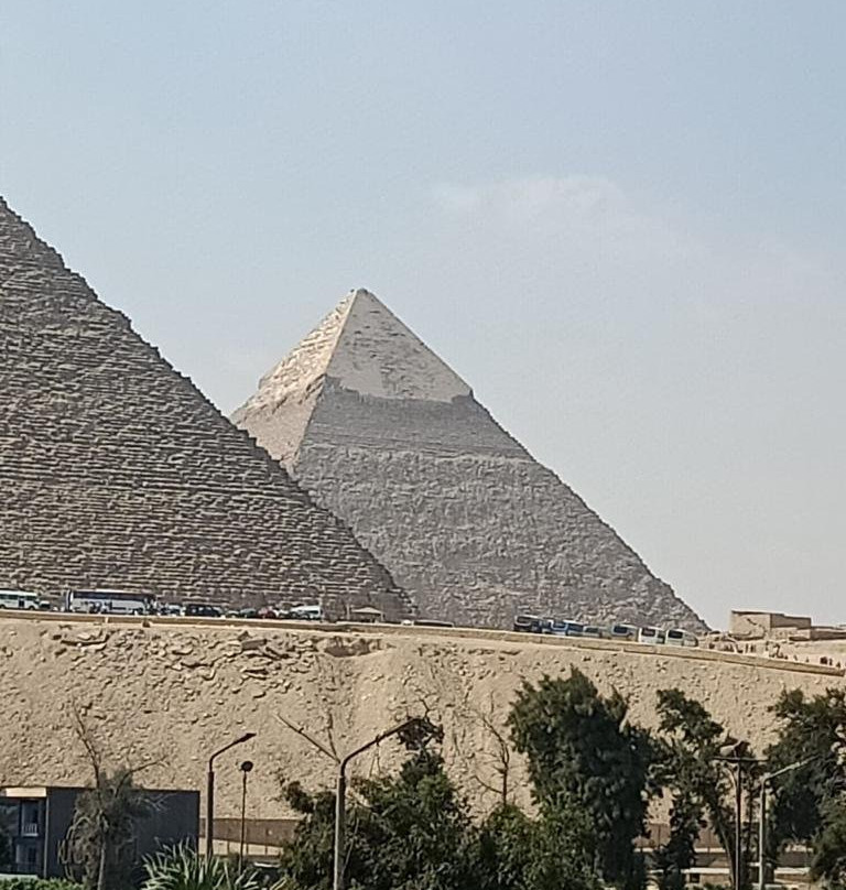 Elite Pyramids Inn主图