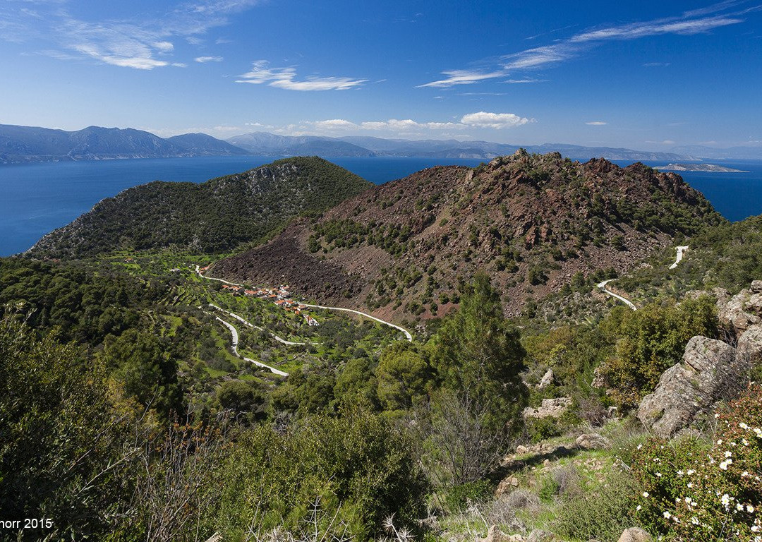 Agios Georgios旅游景点-Methana Volcano
