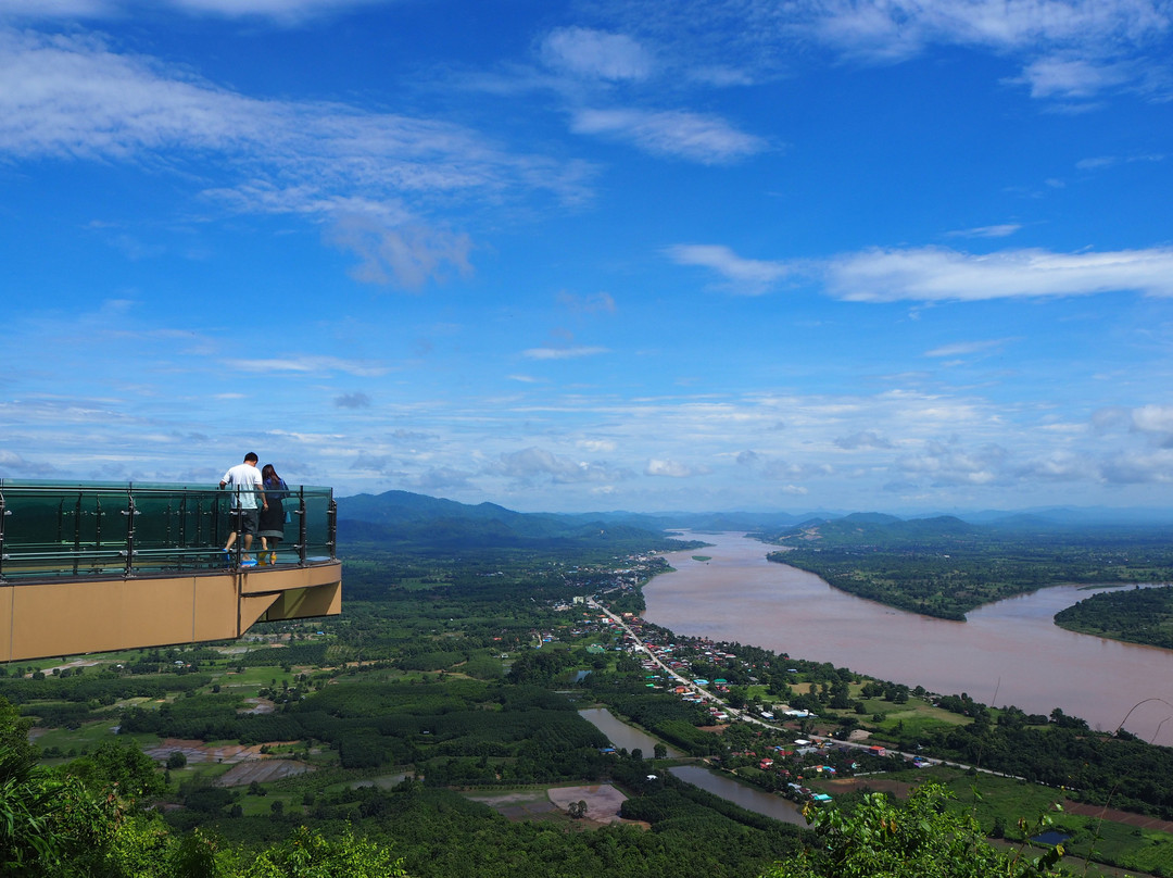 Wat Pha Tak Suea景点图片