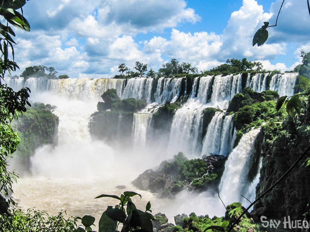Iguazu Falls Tours by Say Hueque景点图片