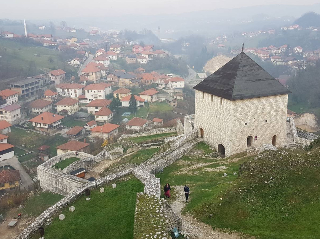 Tešanj Castle景点图片