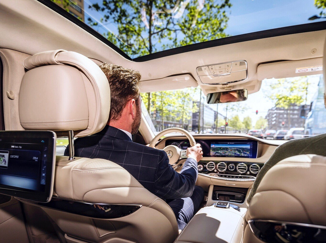 ETS Luxury Driving景点图片