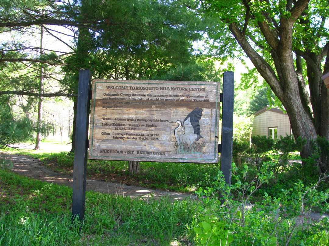 Mosquito Hill Nature Center-New London必去景点