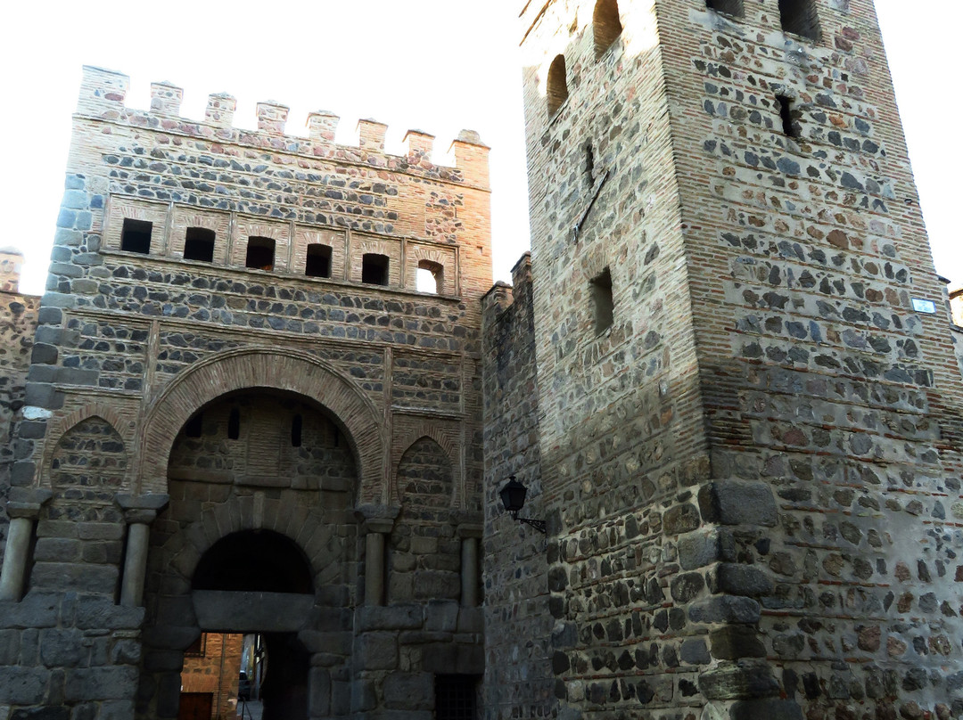Puerta de Alfonso VI景点图片
