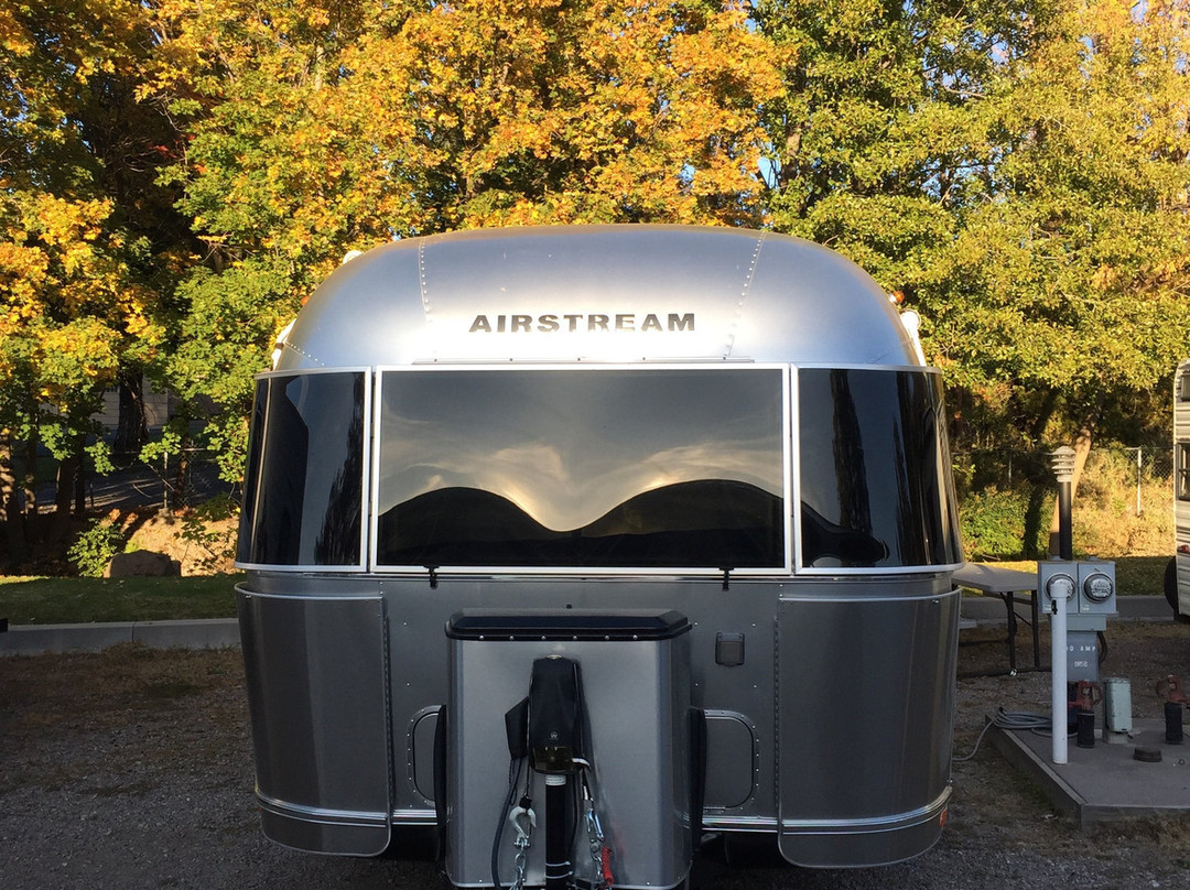 Hi-Lo Motel & RV Park主图