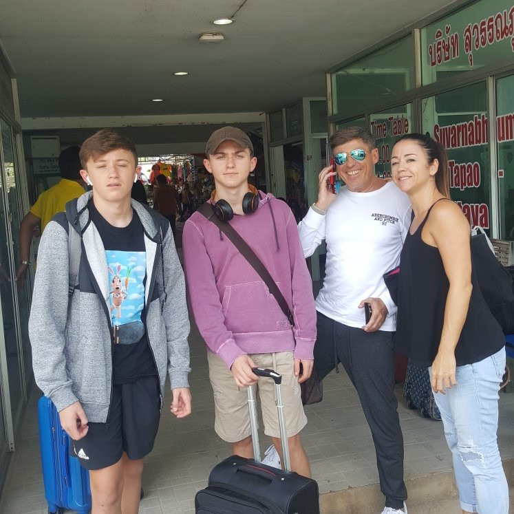 Ao Thammachat Pier-廉愚必去景点