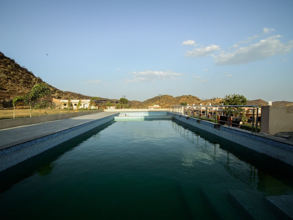 Nakoda Dham Green Valley Resort主图