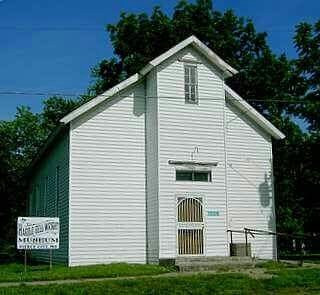 芒特弗农旅游景点-Harold Bell Wright Pierce City Museum