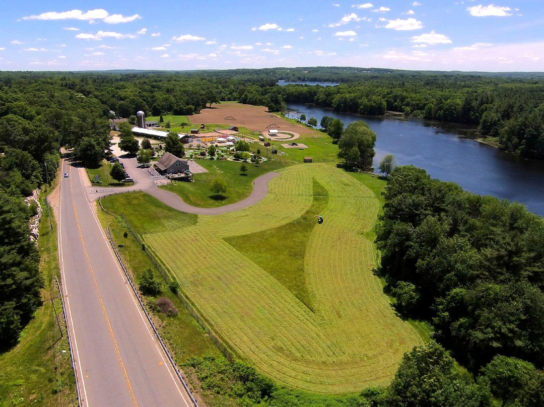 Sutton旅游景点-West End Creamery