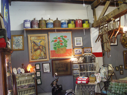 East Ellijay旅游景点-JD'S Gem Mining & Antiques