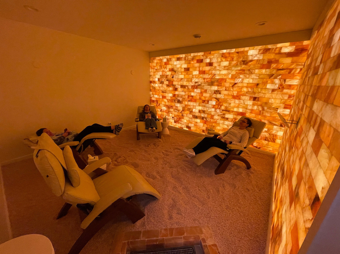 Jefferson旅游景点-Breathe Salt & Sauna