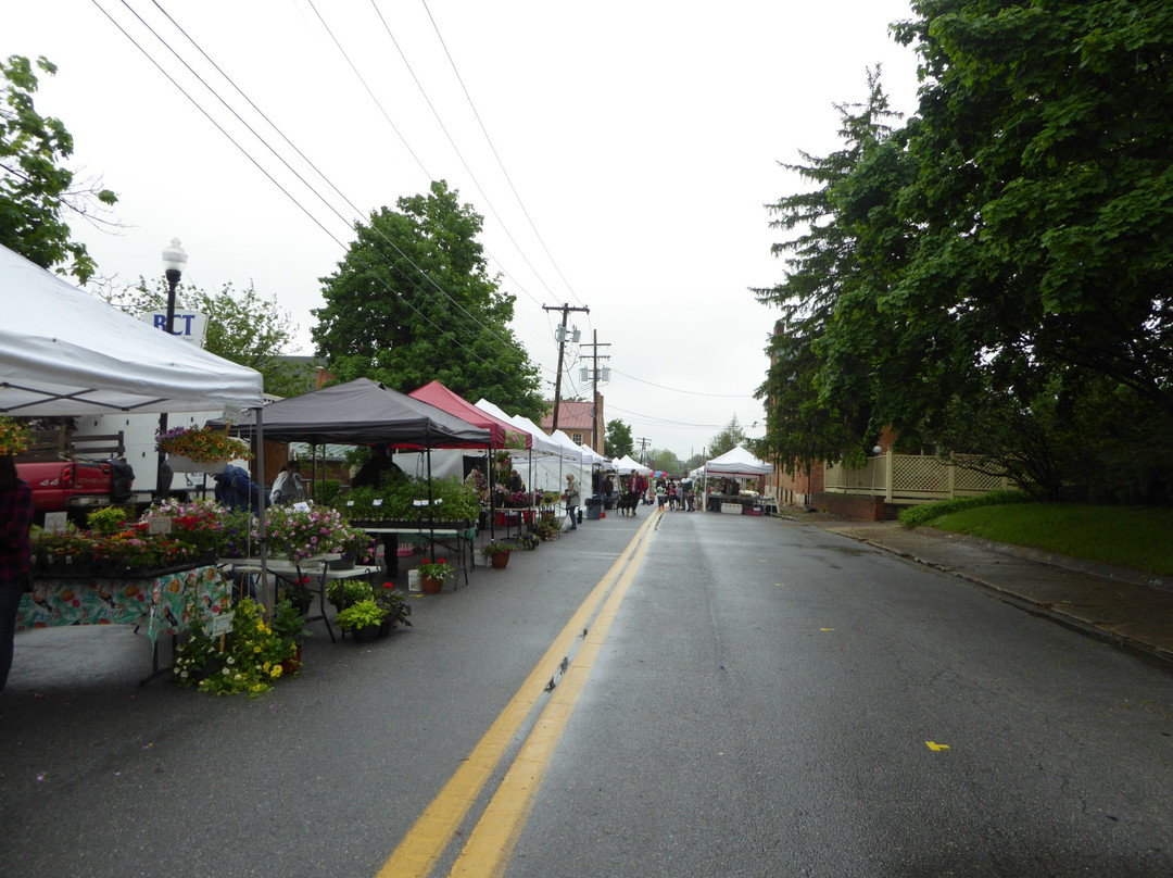 Charles Town Farm Market景点图片