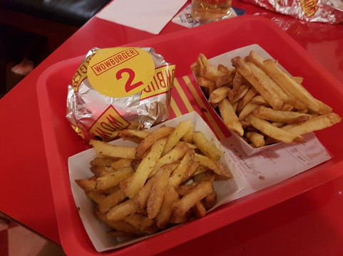 Mary's Bar & Hardware Shop主图