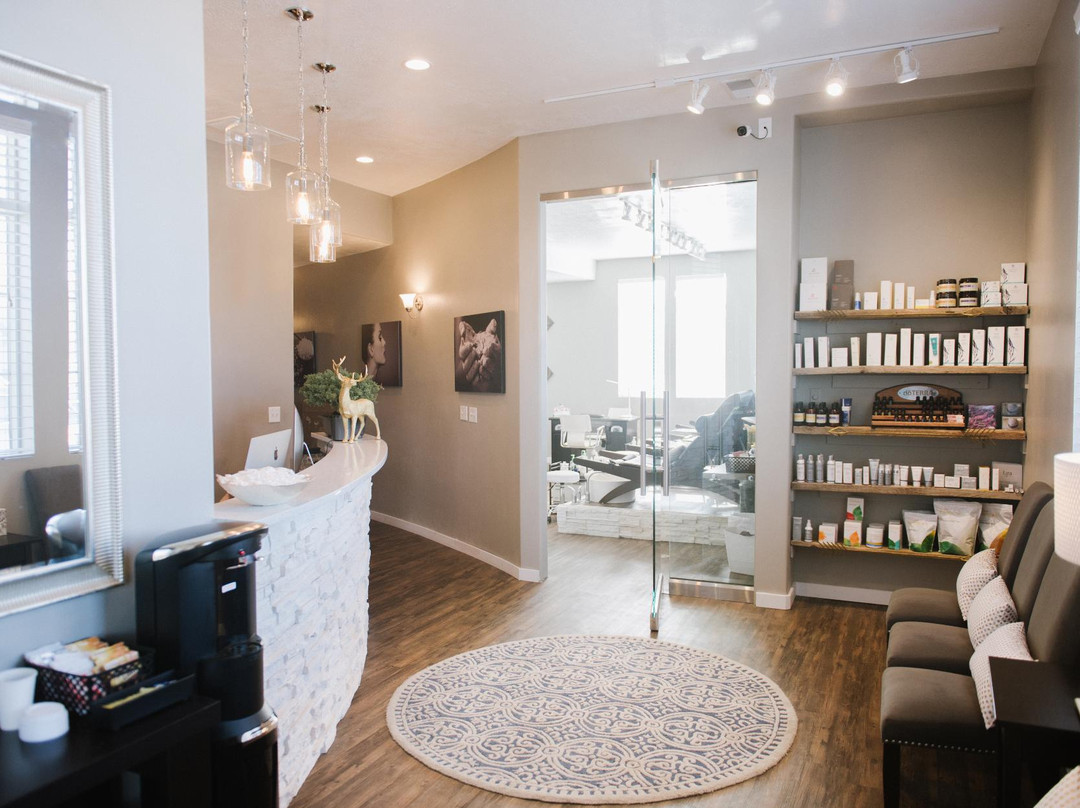 CK Massage & Spa-李海必去景点